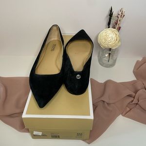 Michael Kors Suede Flats in Black size 6